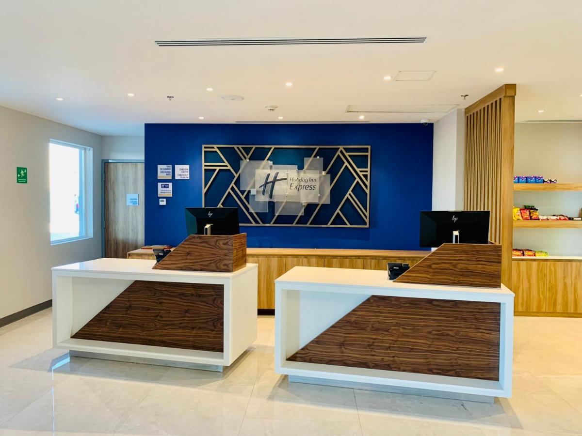 Holiday Inn Express - Guadalajara Vallarta Poniente By Ihg Сапопан Экстерьер фото