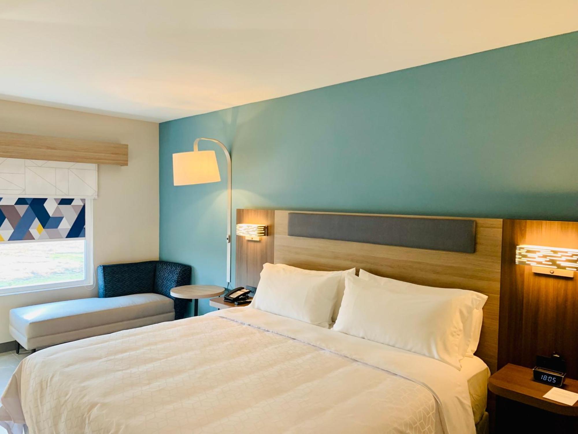 Holiday Inn Express - Guadalajara Vallarta Poniente By Ihg Сапопан Экстерьер фото